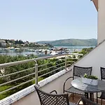 In With Sea View, Balcony, Air Conditioning, Wifi 5052-3 *
