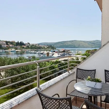 In With Sea View, Balcony, Air Conditioning, Wifi 5052-3 *