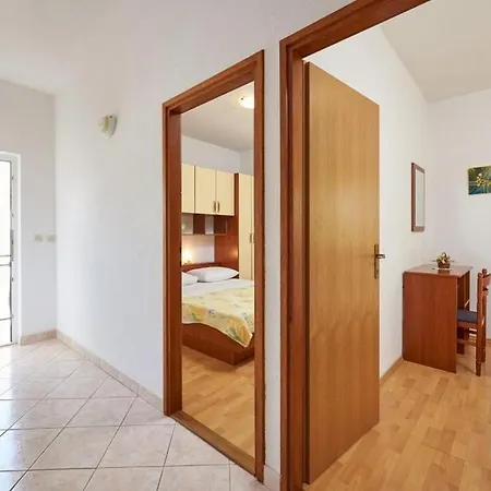 In With Sea View, Balcony, Air Conditioning, Wifi 5052-3 *